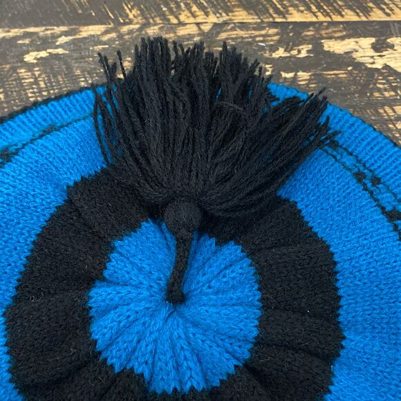 Vintage Blue Knit Beret Top Tassel Black Geometric Pattern Phillipines 80s 90s - Picture 10 of 12
